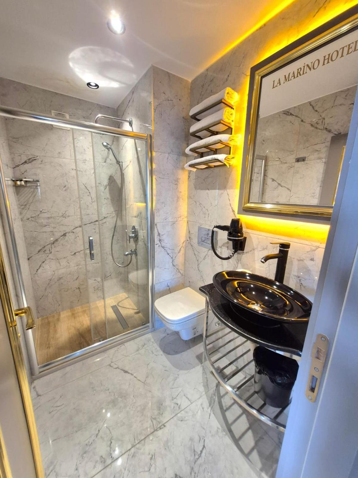 Taksim La Marino Hotel Стамбул Экстерьер фото